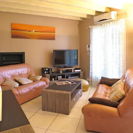 Mandarine By Interhome Holiday home Andernos-les-Bains